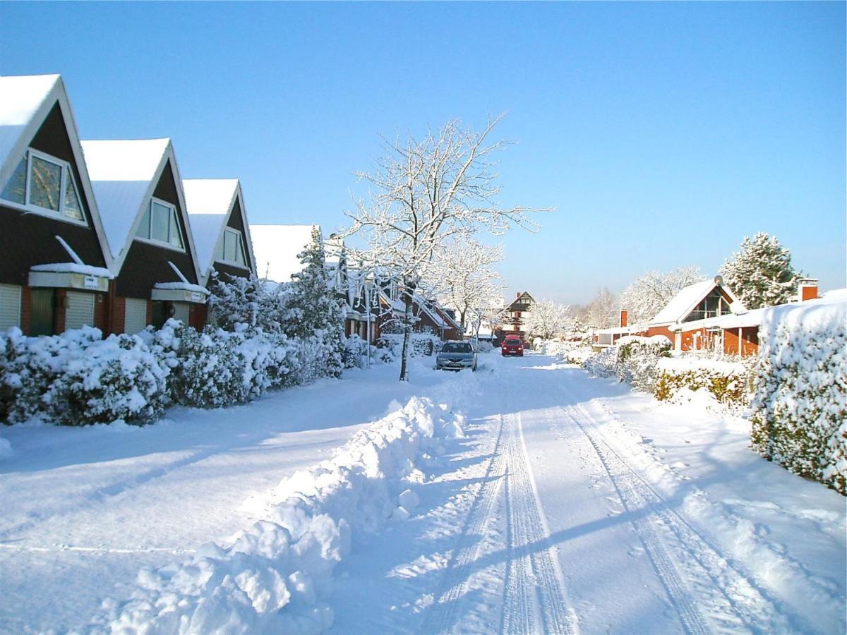Hus Achtern Diek Bensersiel Exterior foto
